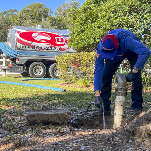 septic pumping and cleaning in Land O Lakes FL